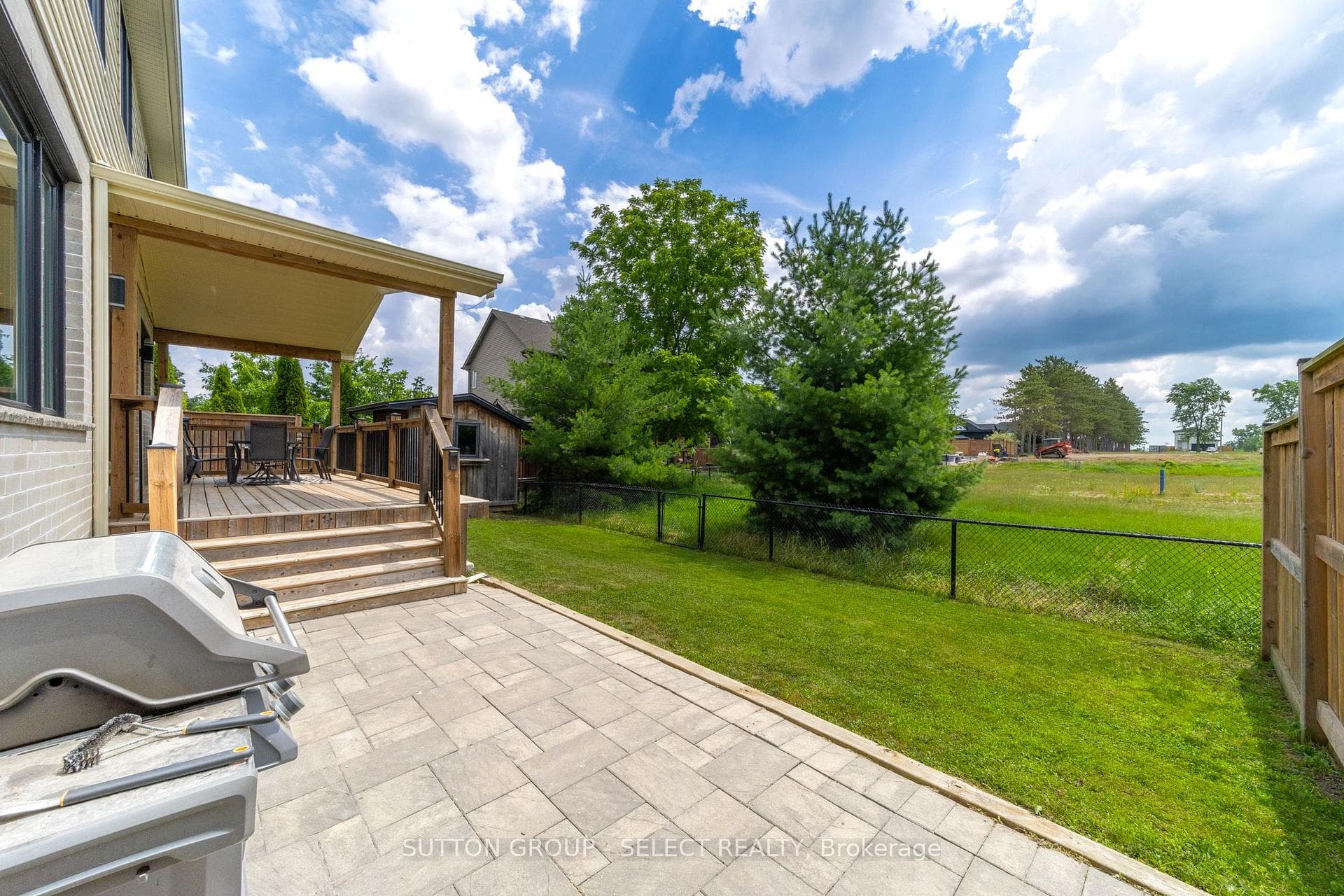 230 Union Avenue photo 44