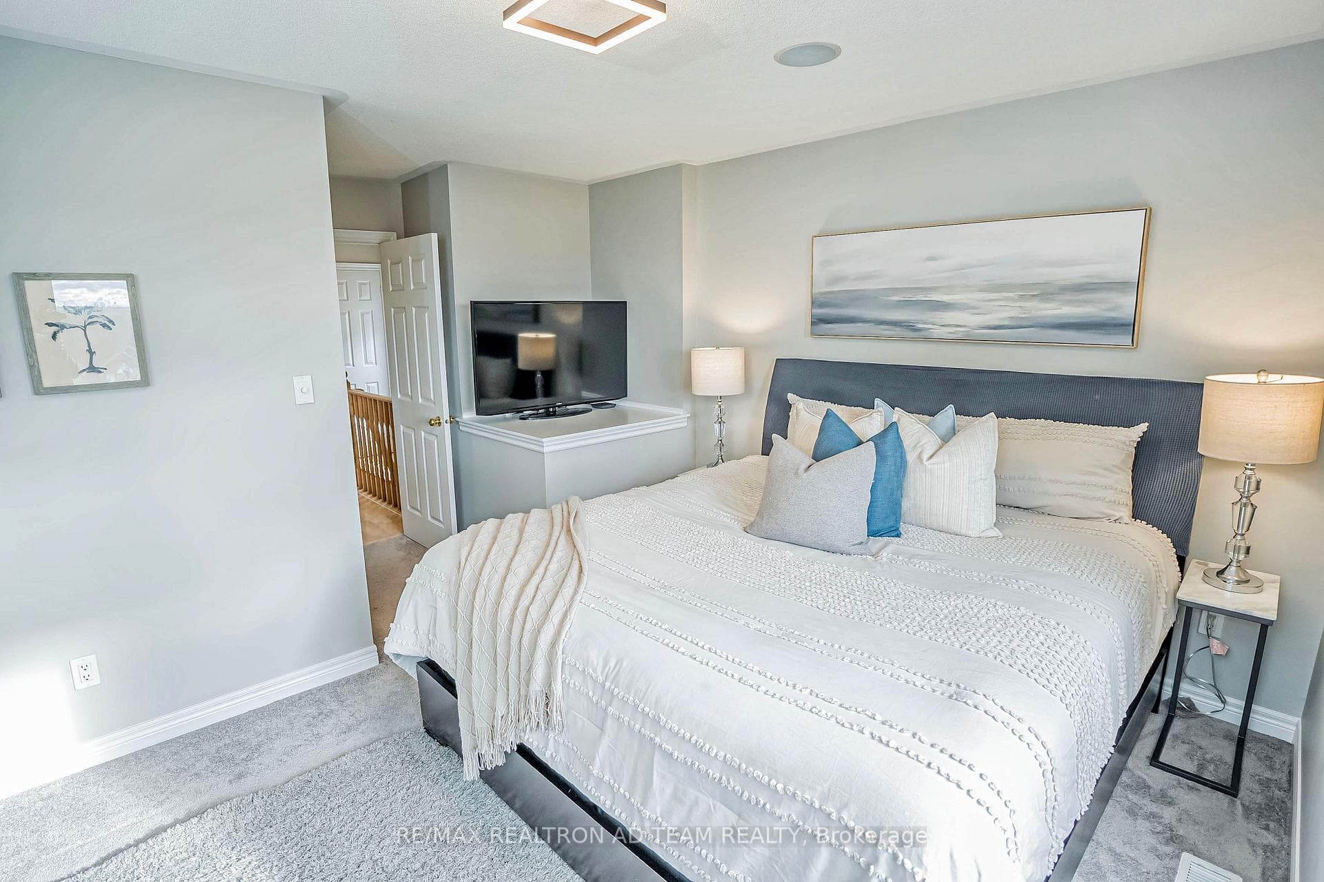 18 Oakins Lane photo 17