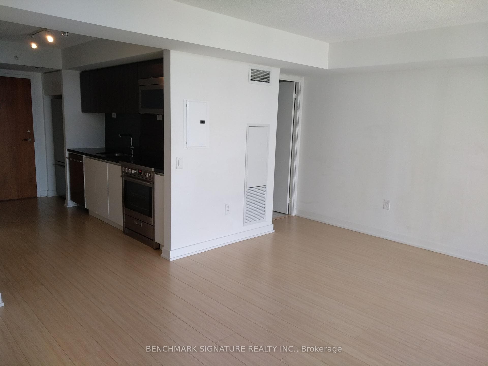 85 Queens Wharf Road Unit 1908 photo 10