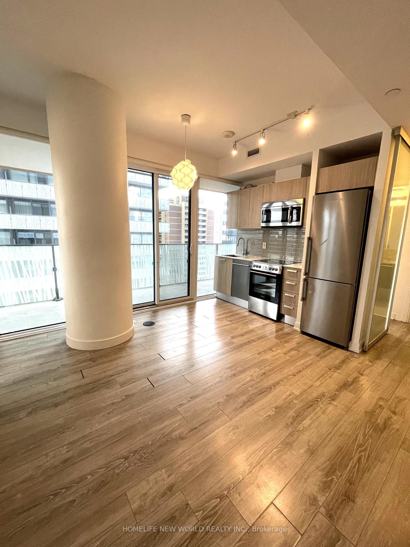 42 Charles Street Unit 1801 photo 6