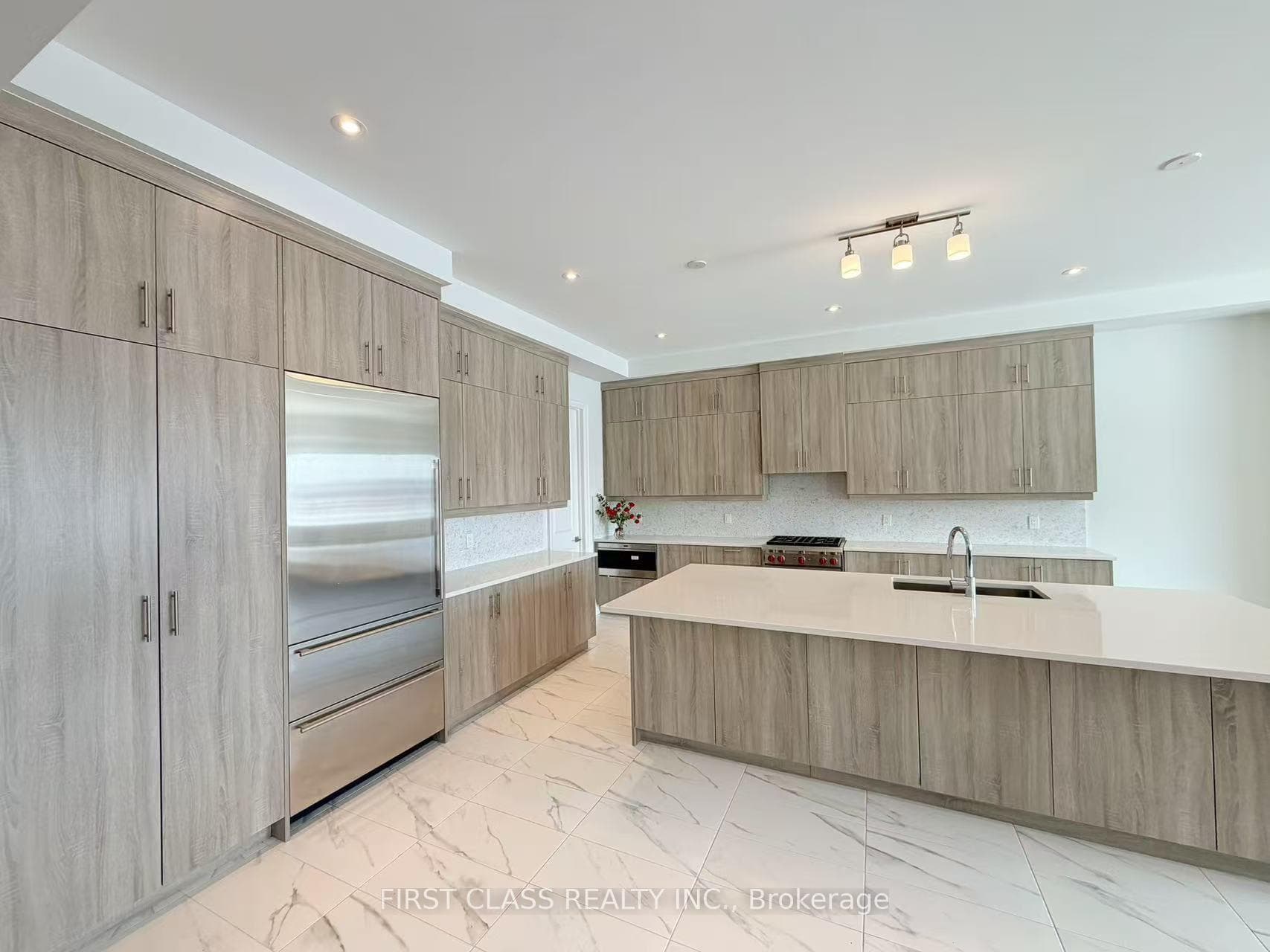 68 Tranquility Crescent photo 14