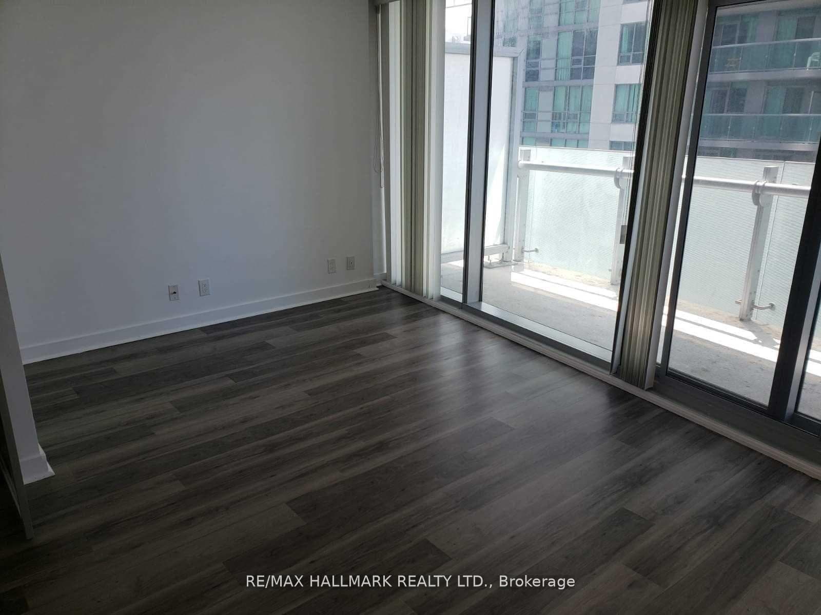 12 York Street Unit 1506 photo 10
