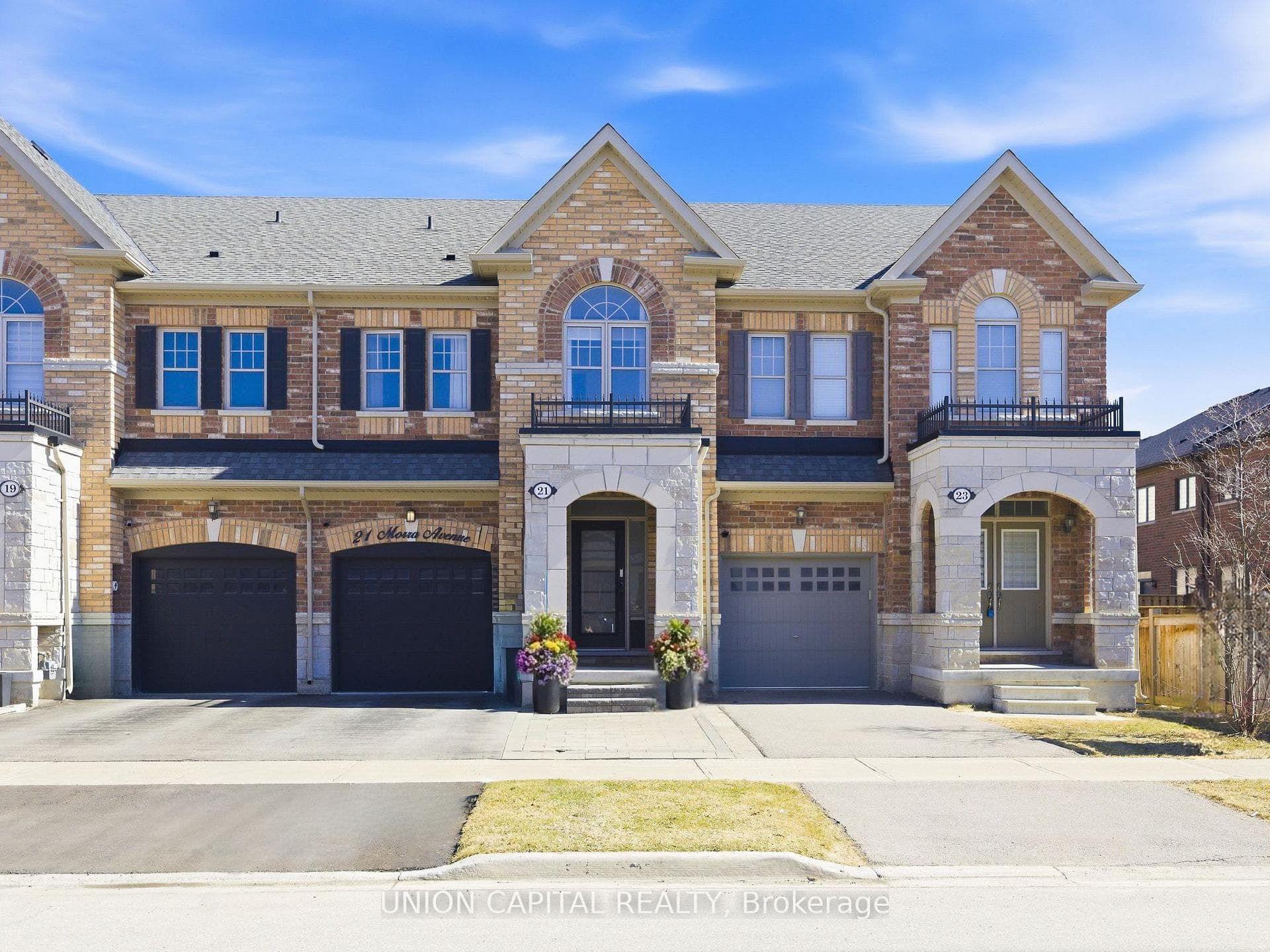 21 Morra Avenue photo 1
