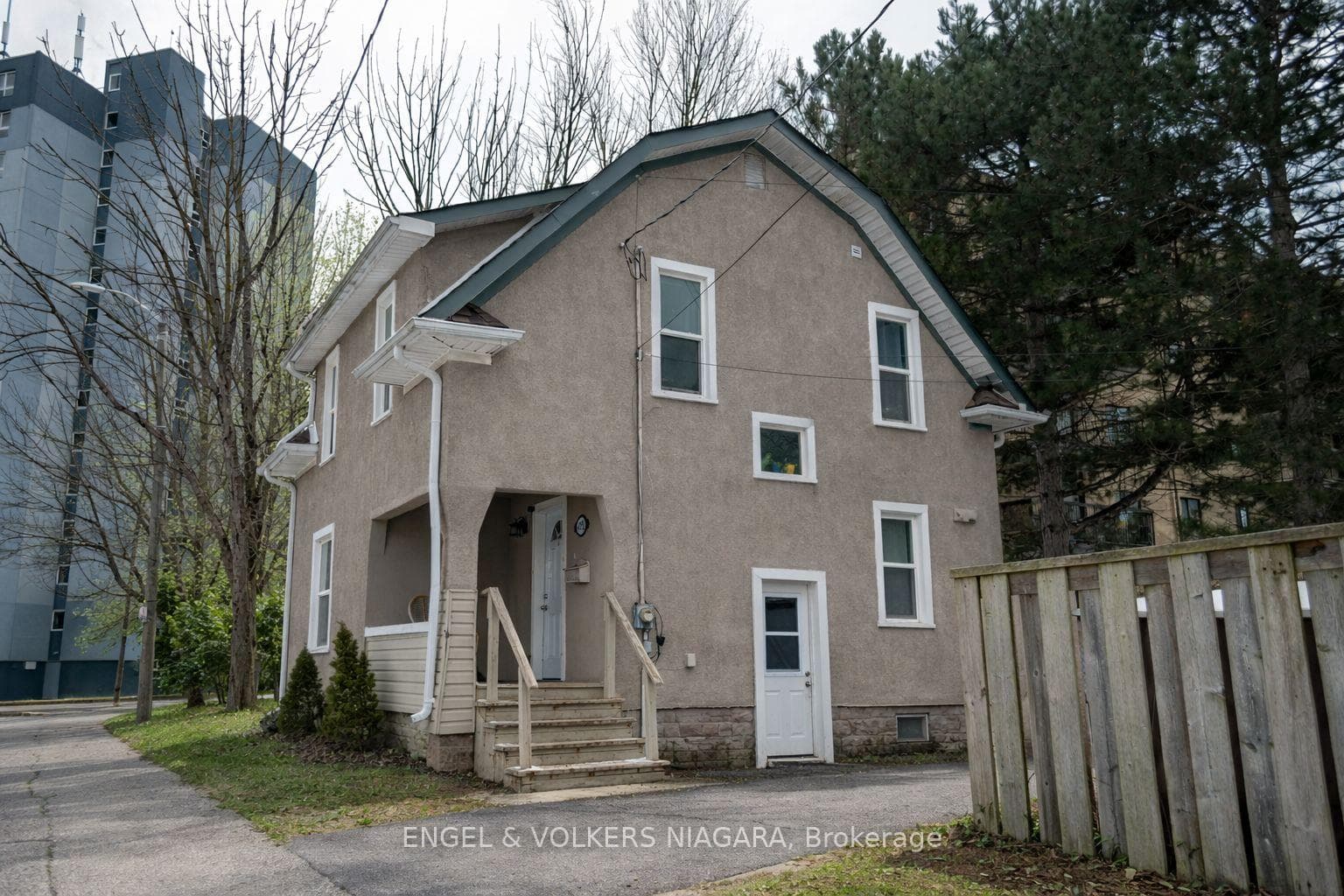4752 Crawford Place photo 4
