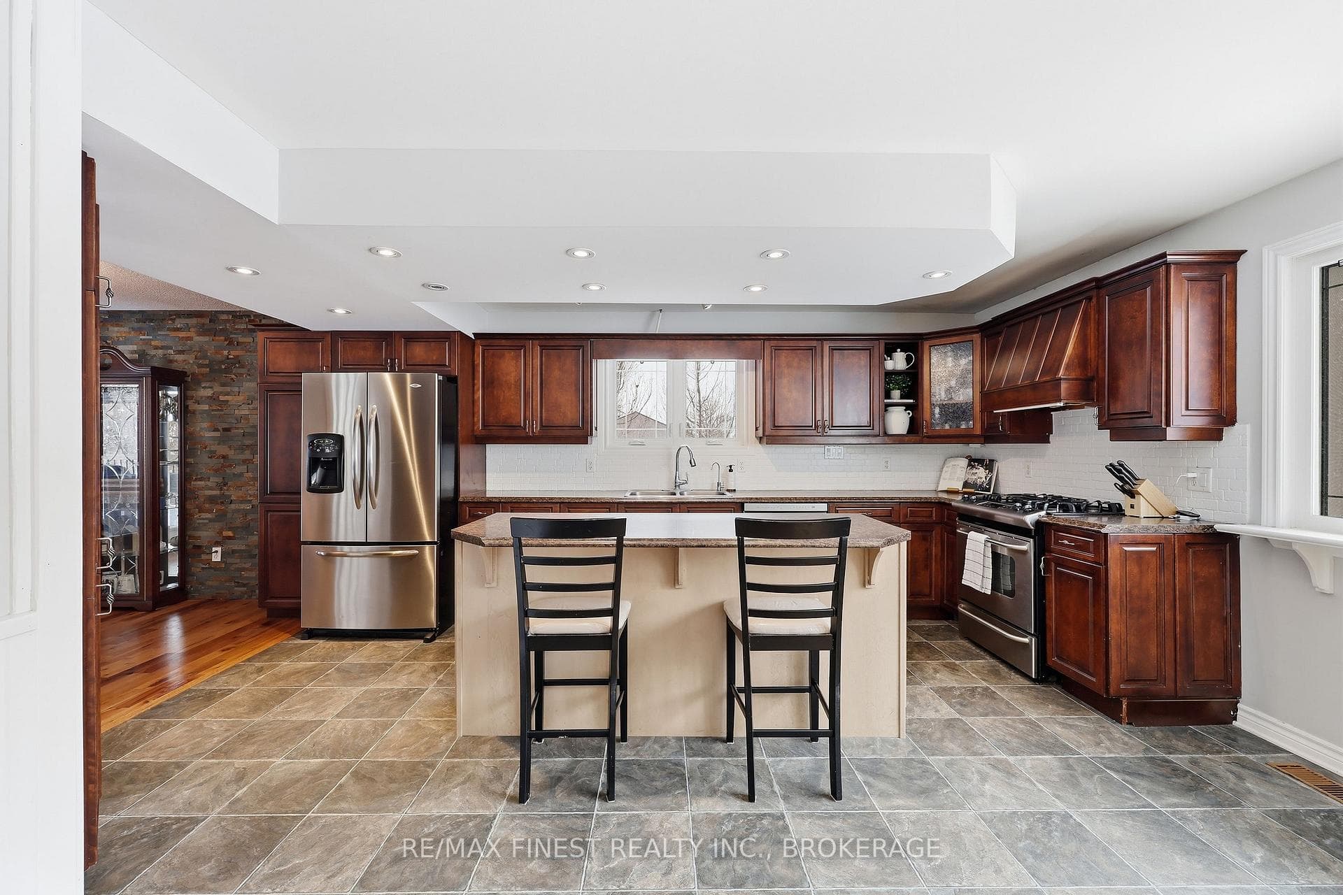2518 Rideau Ferry Road photo 13