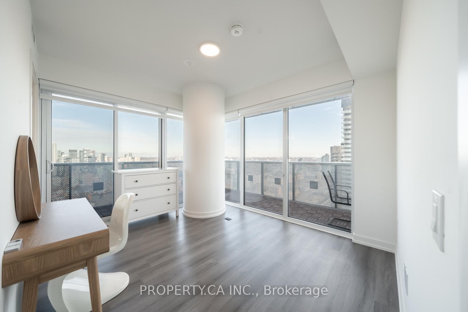 138 Downes Street Unit 4203 photo 15