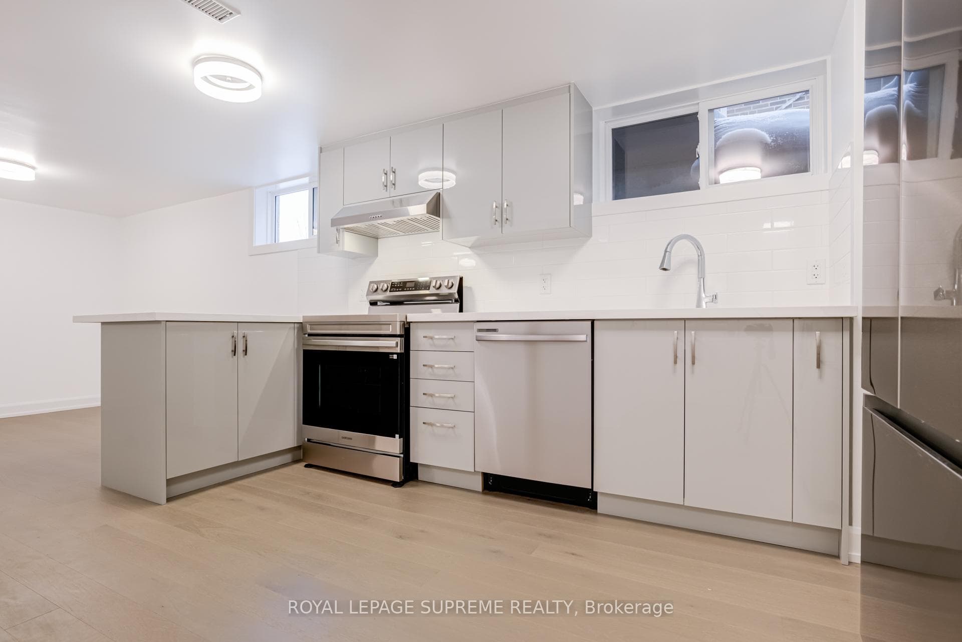 21 Featherwood Place Unit Lower photo 19