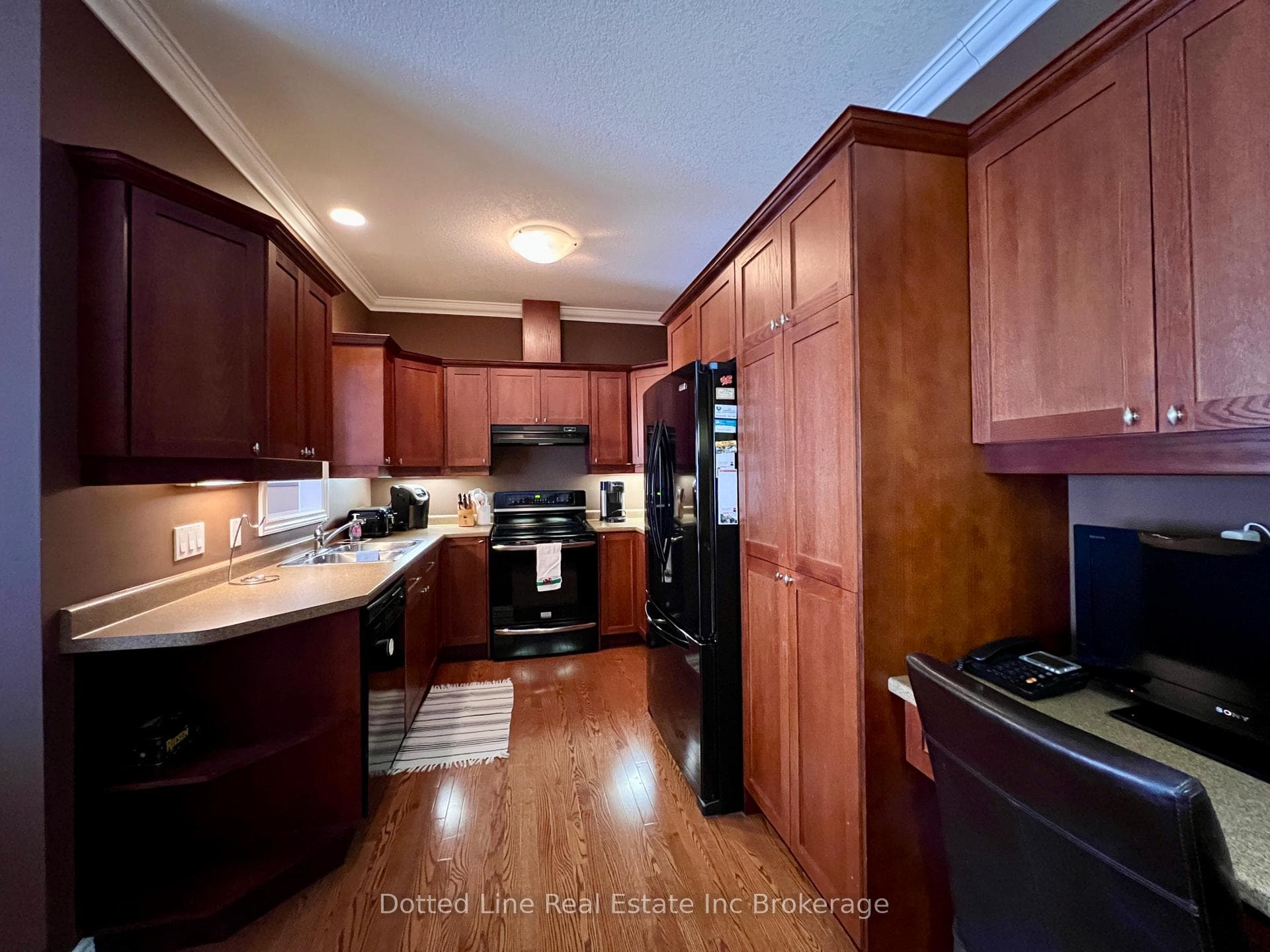 500 Lakeview Drive Unit 25 photo 4