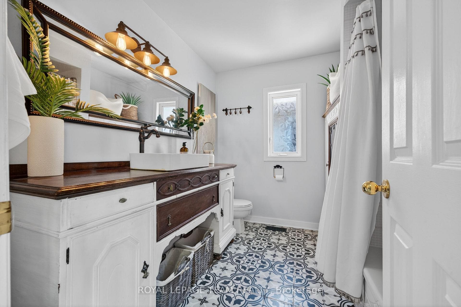 151 Equestrian Drive photo 38