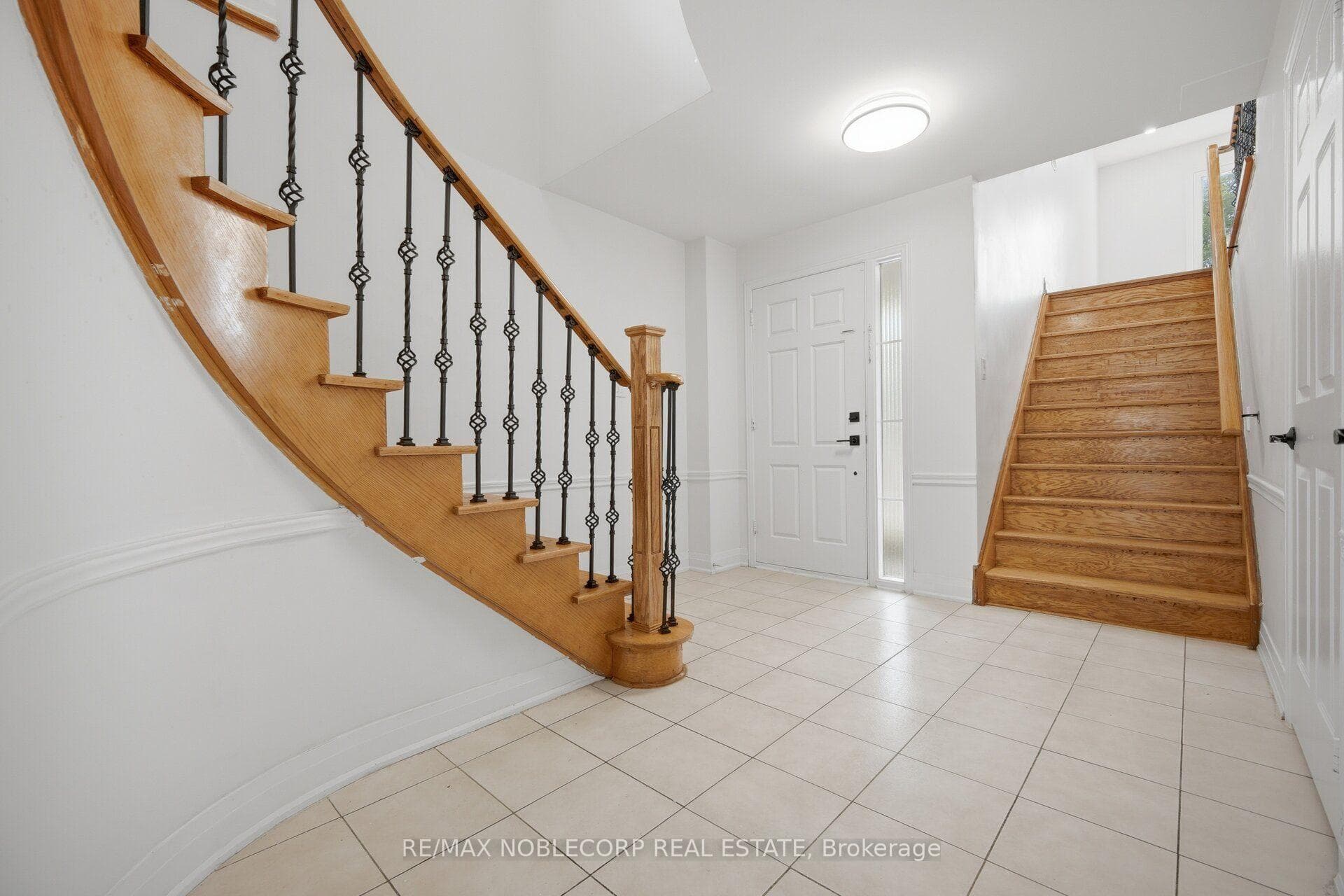 66 Cinrickbar Drive photo 5