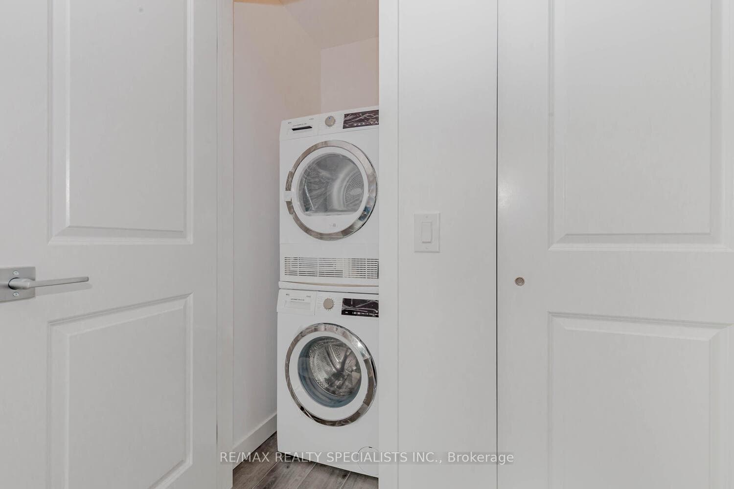 7549 Kalar Road Unit 309 photo 34