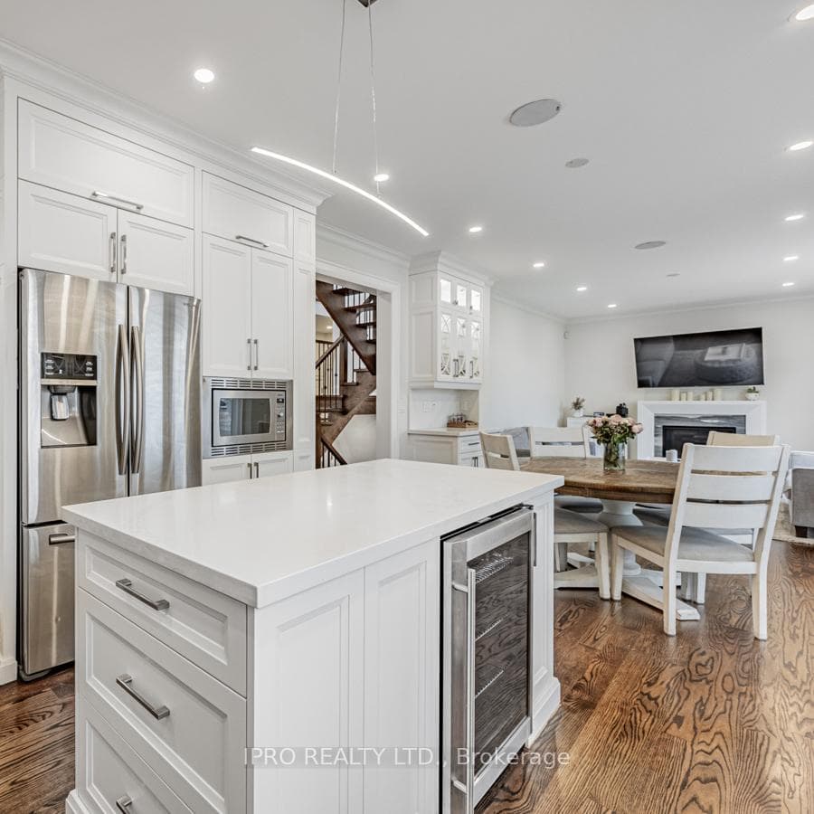 35 Orlando Boulevard photo 11
