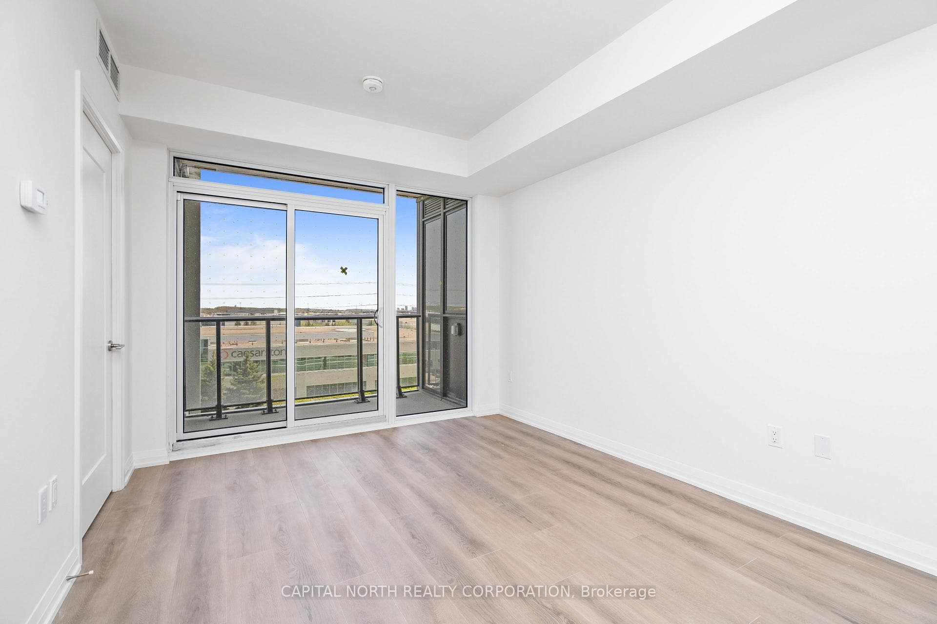 9000 Jane Street Unit 319 photo 16