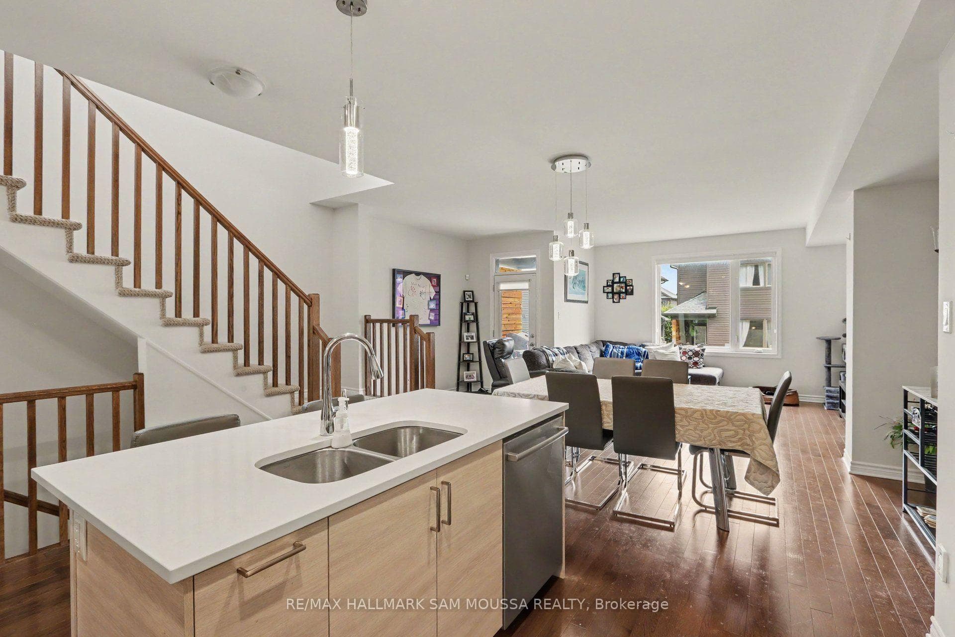 211 Tim Sheehan Place photo 9