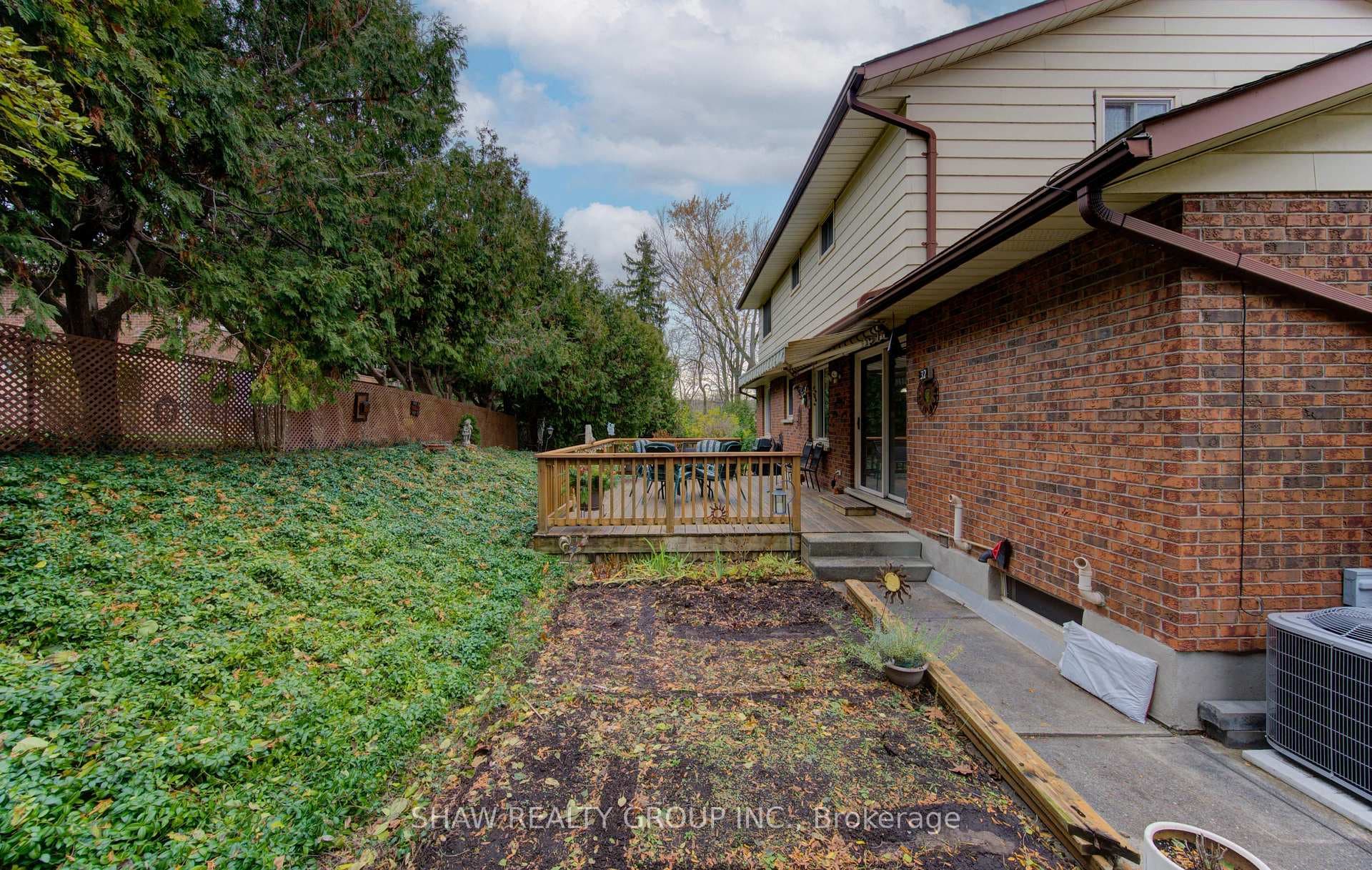 32 Brookview Court photo 36