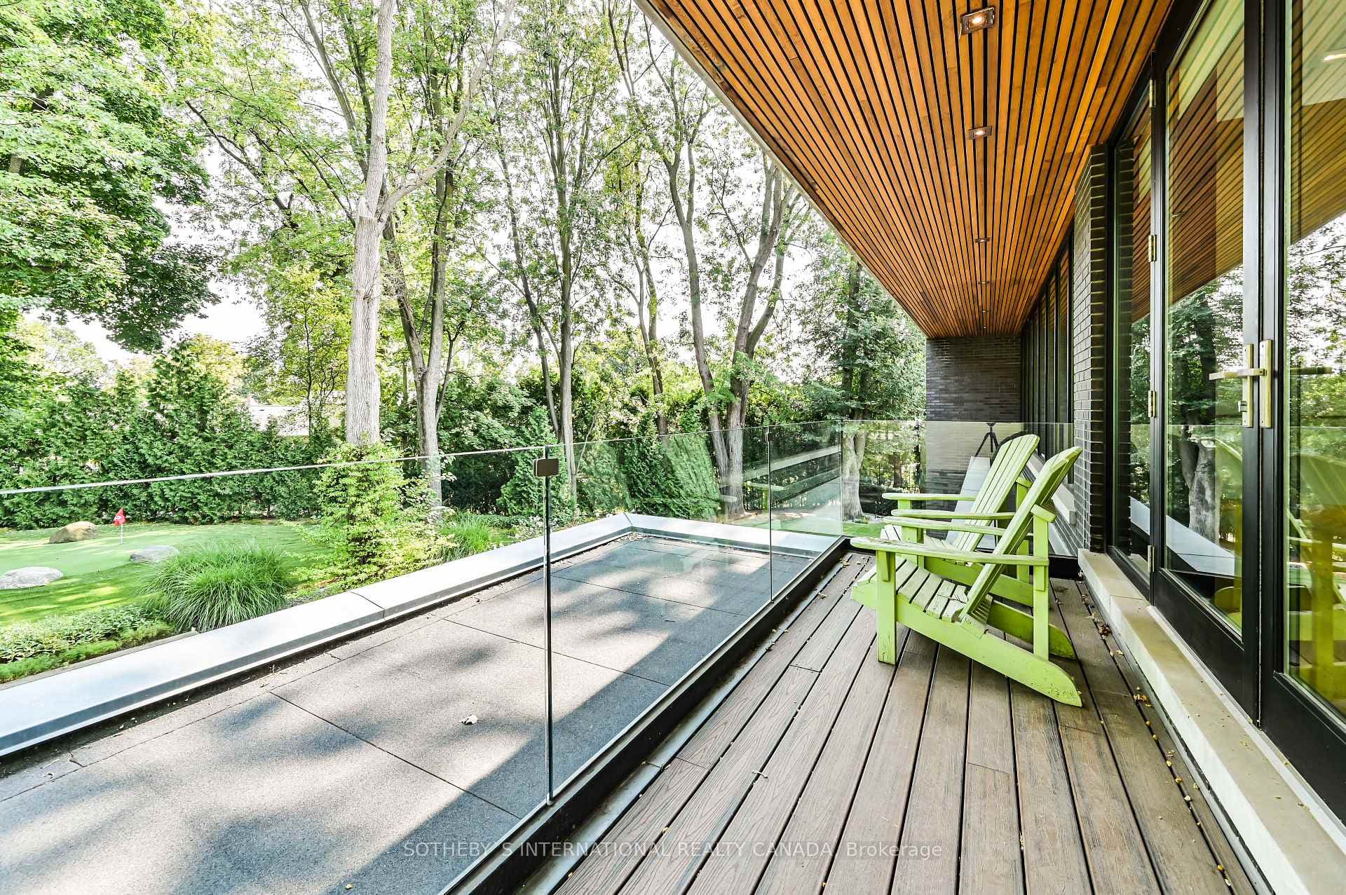 5 Pheasant Lane photo 19