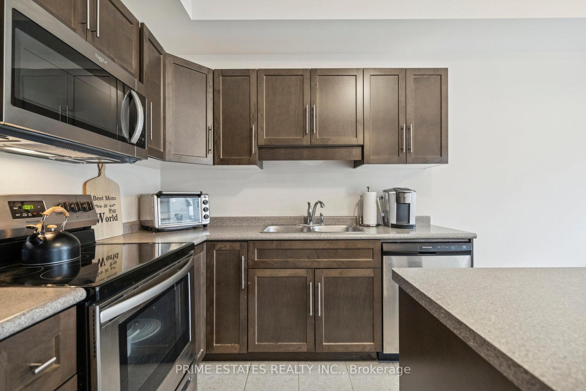 26 Lymburner Street photo 14