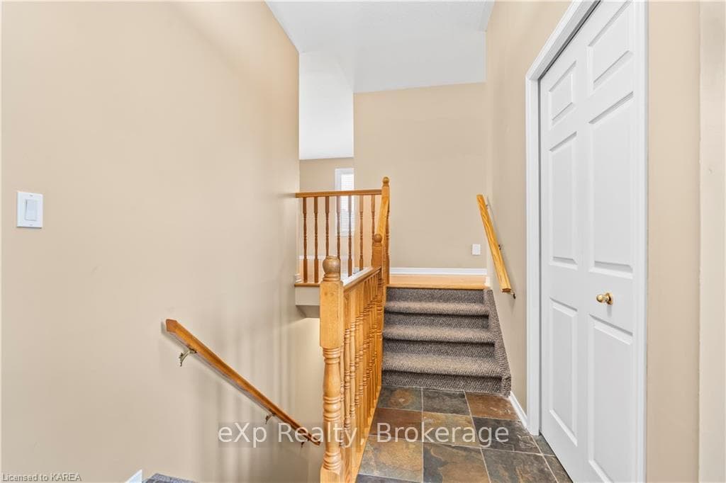 932 RINGSTEAD Street photo 22