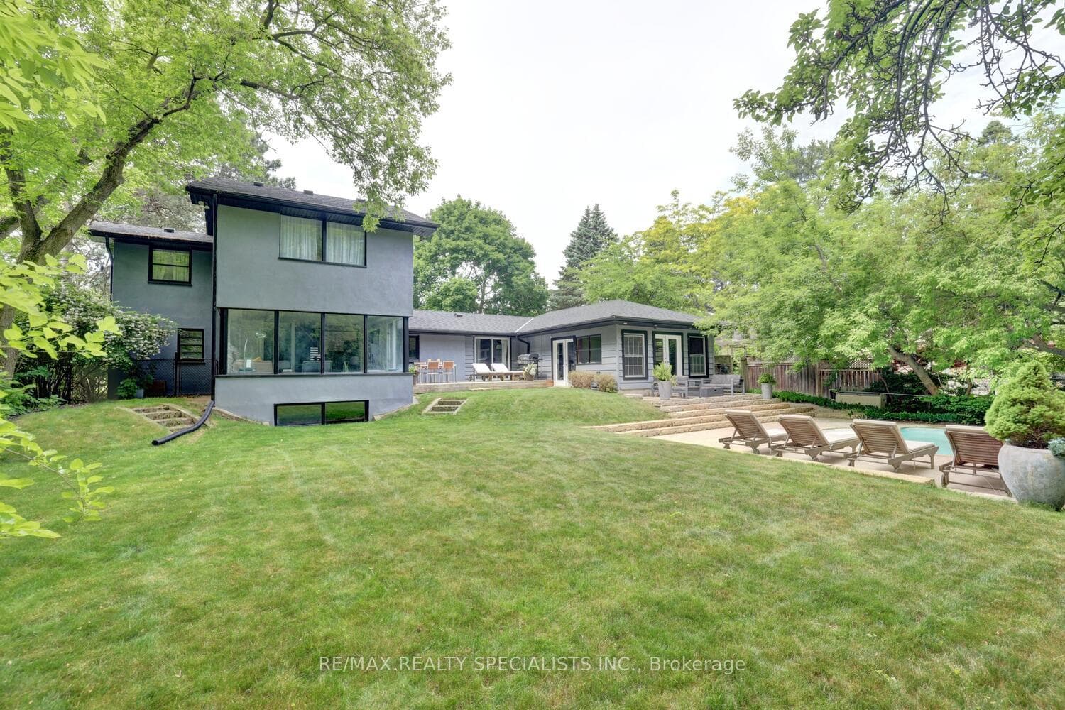 821 Parkland Avenue photo 39