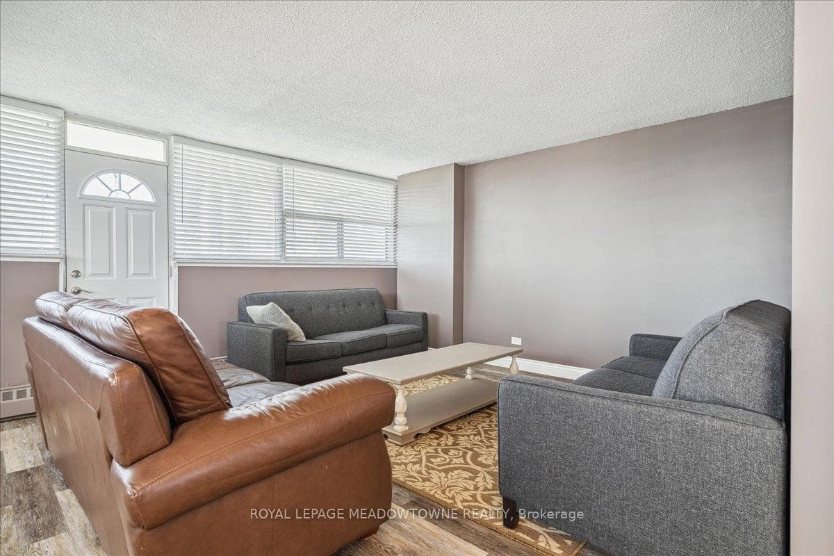 215 Glenridge Avenue Unit 708 photo 6