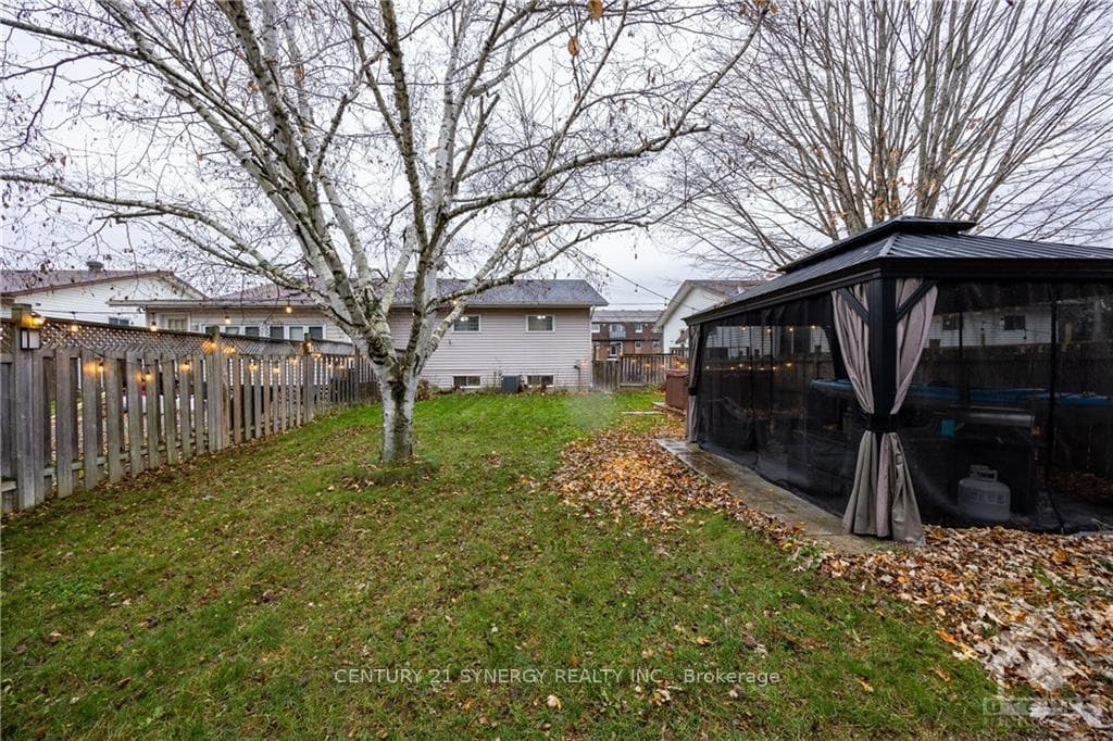 350 JOSEPH Street photo 24