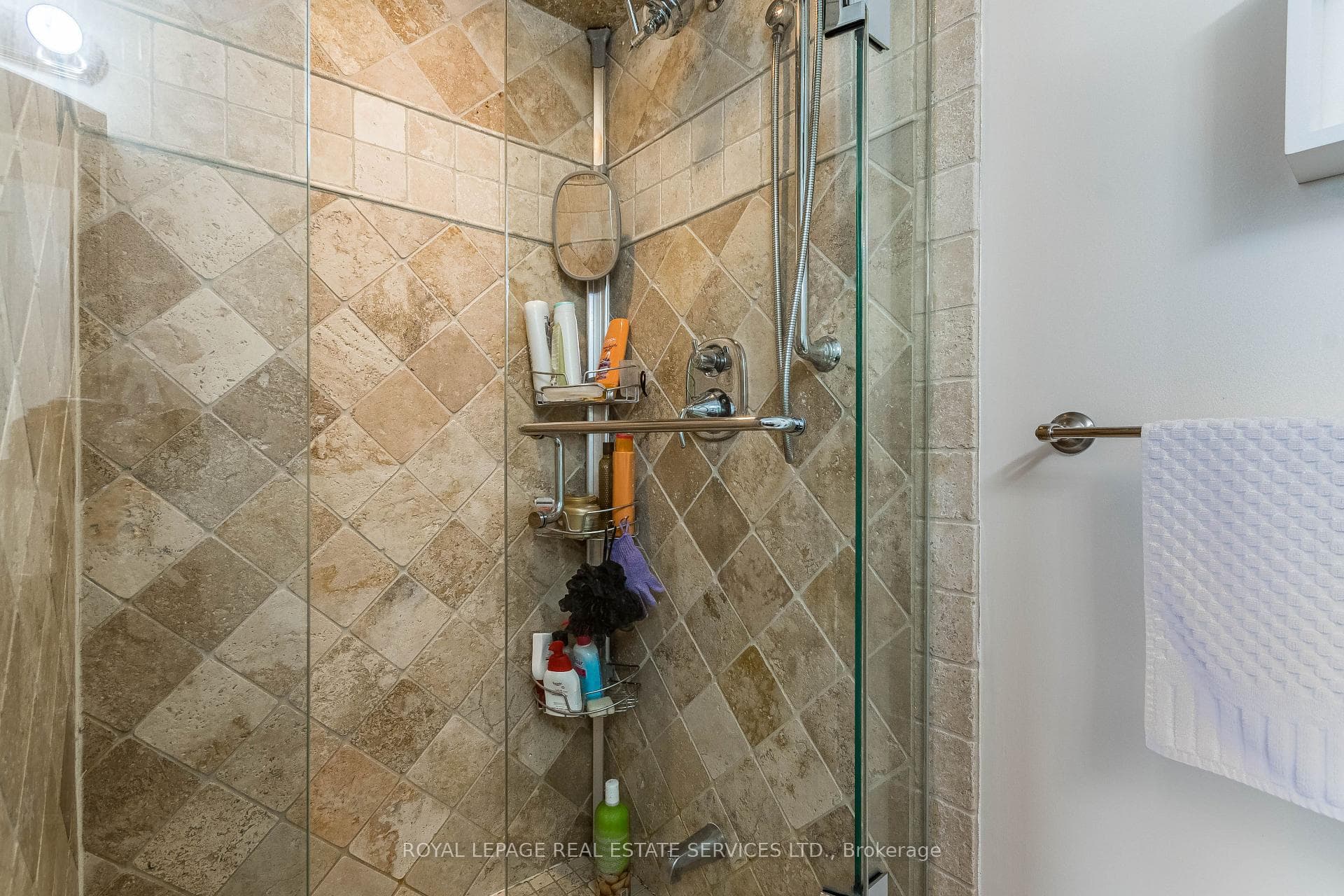 1000 Cedarglen Gate Unit 619 photo 28