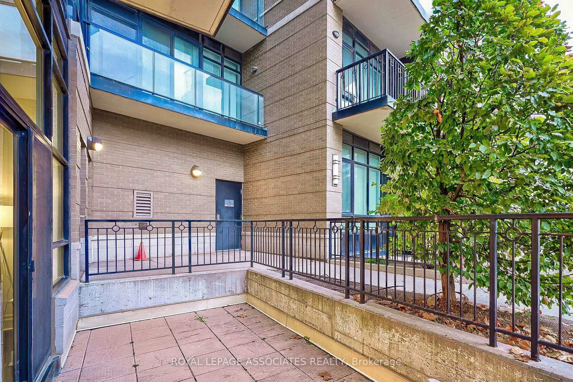 111 Upper Duke Crescent Unit 101 photo 14