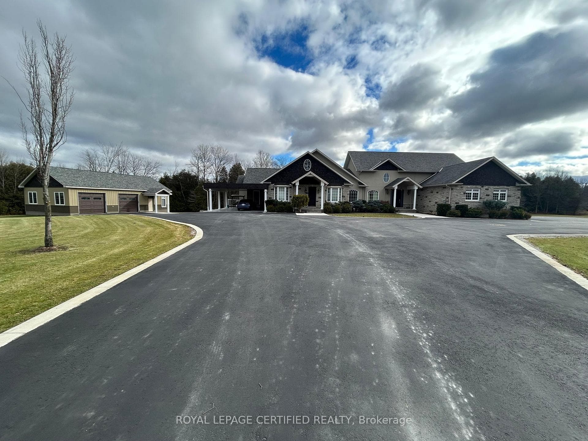 9537 Wellington Road Unit 124 photo 1