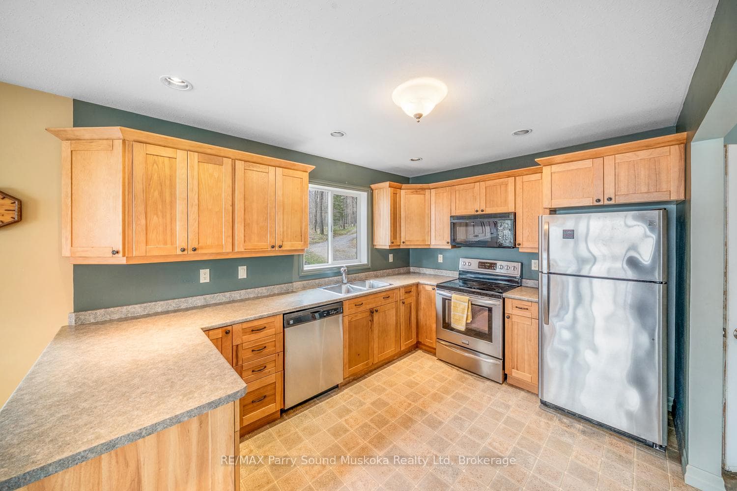 54 Dauncey Road photo 16