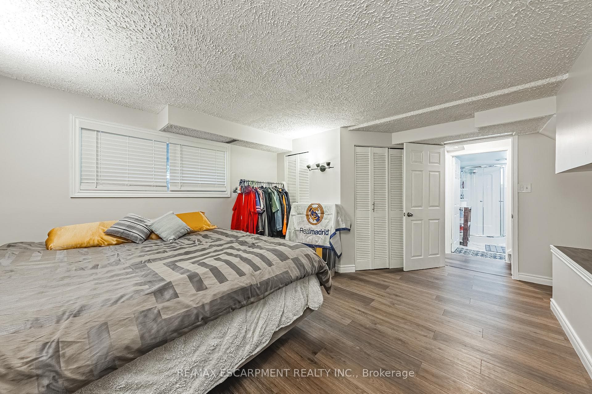 235 LARCH Street photo 23