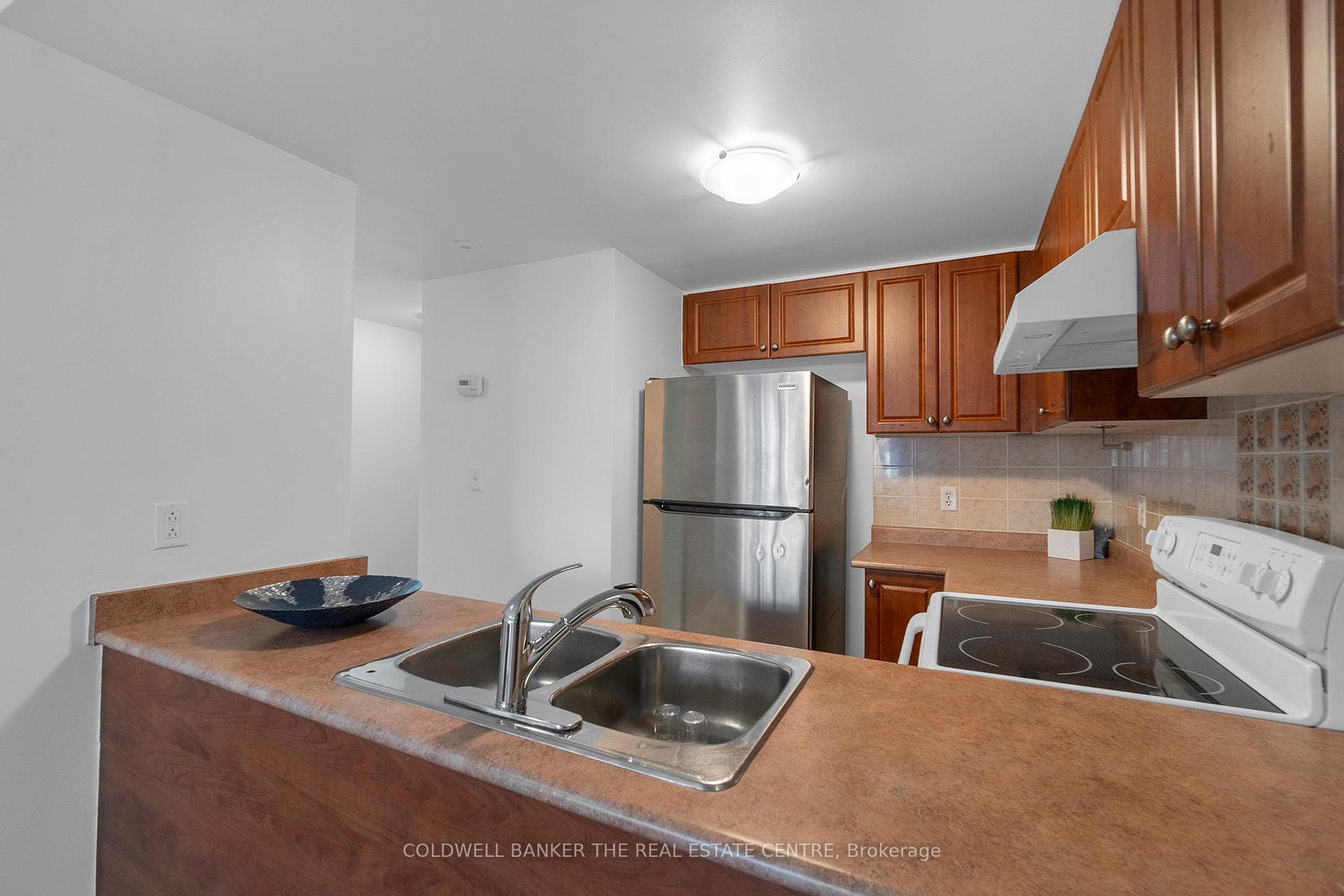 3047 Finch Avenue Unit 2057 photo 11