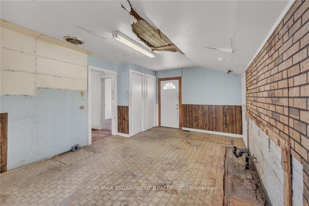 53 Jane Street photo 16