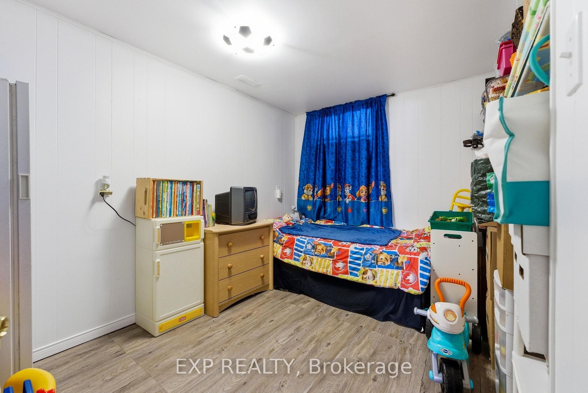 56 Graham Street photo 37