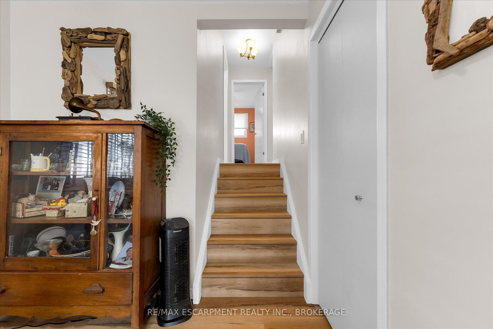 7506 Jubilee Drive photo 10