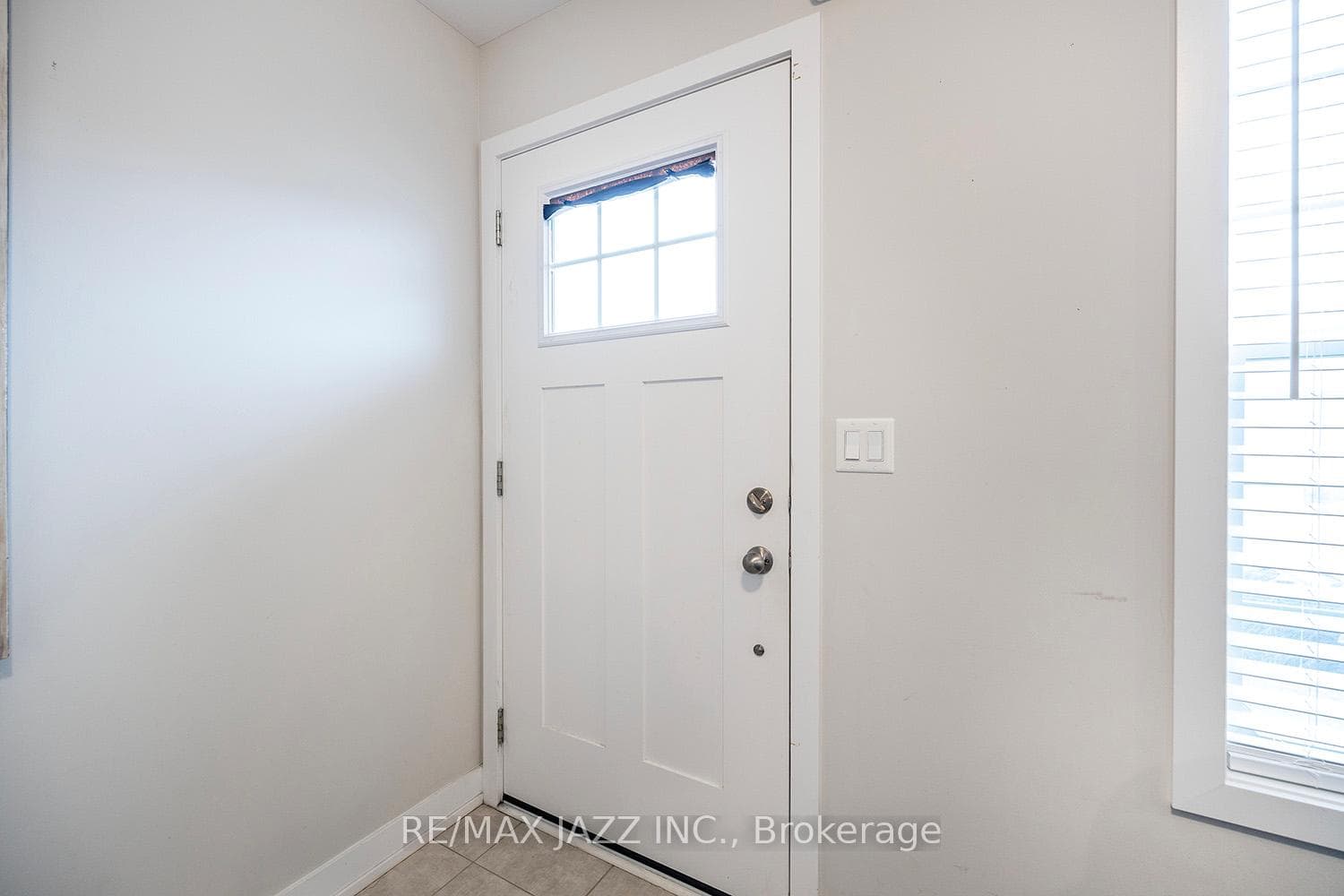 460 Lonsberry Drive Unit 407 photo 4