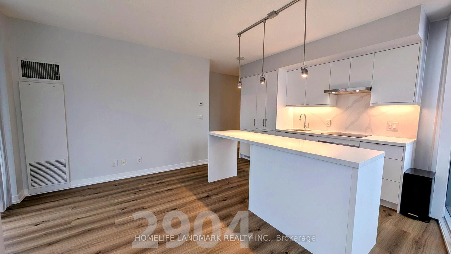 88 Harbour Street Unit 2904 photo 3