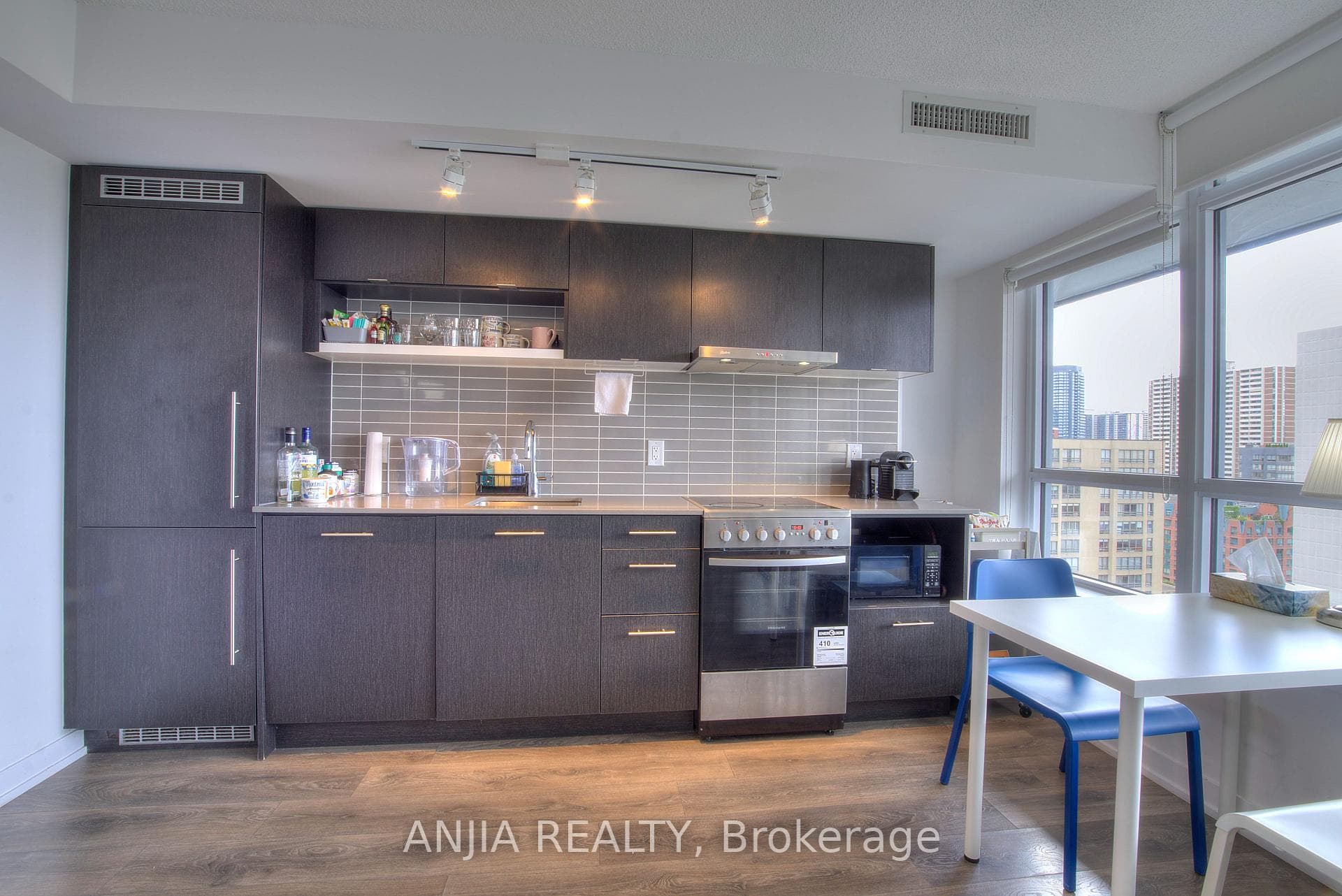 365 Church Street Unit 1608 photo 15