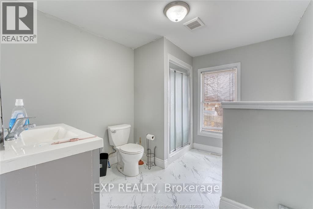 46 Chestnut Street photo 13