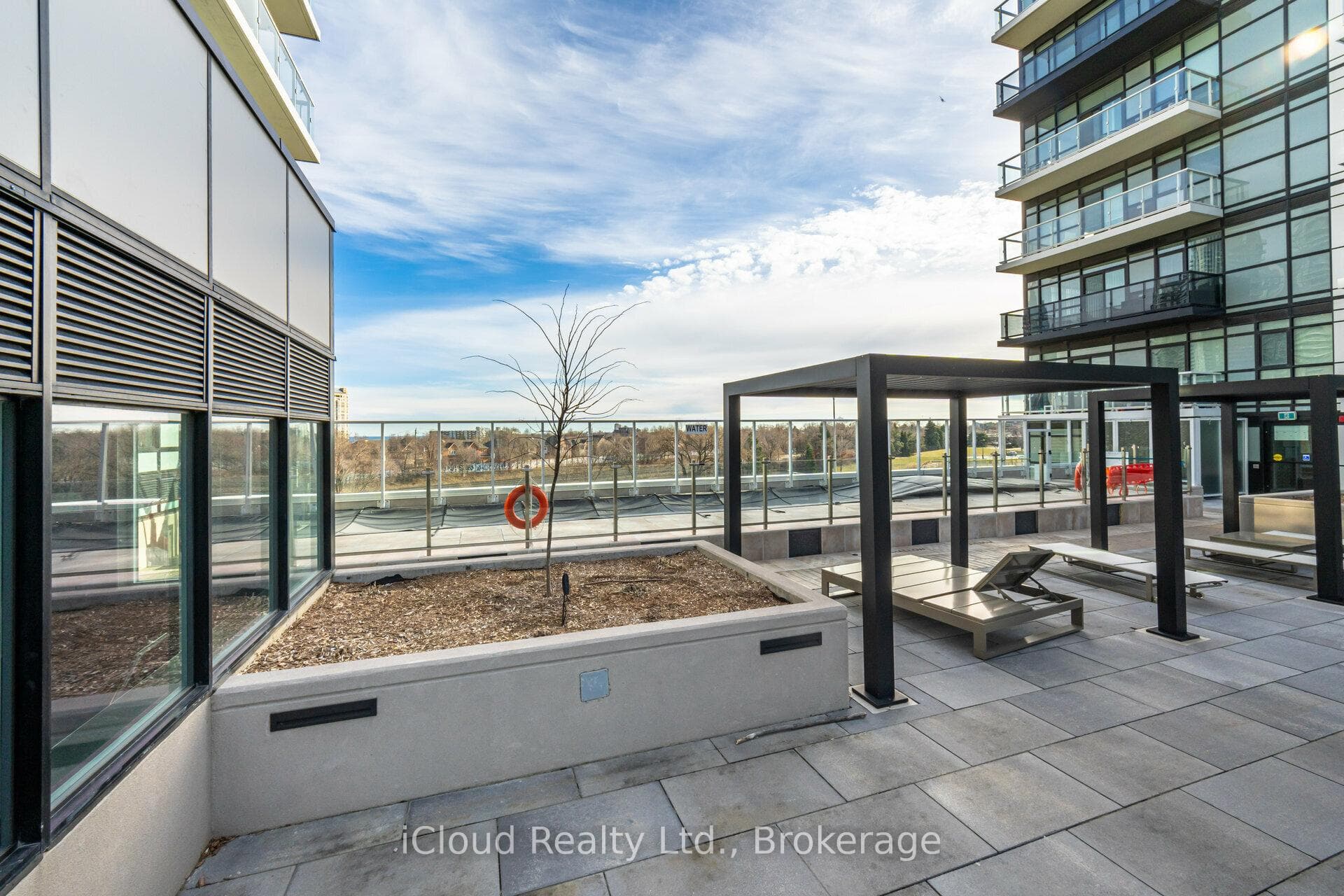 251 Manitoba Street Unit 615 photo 30
