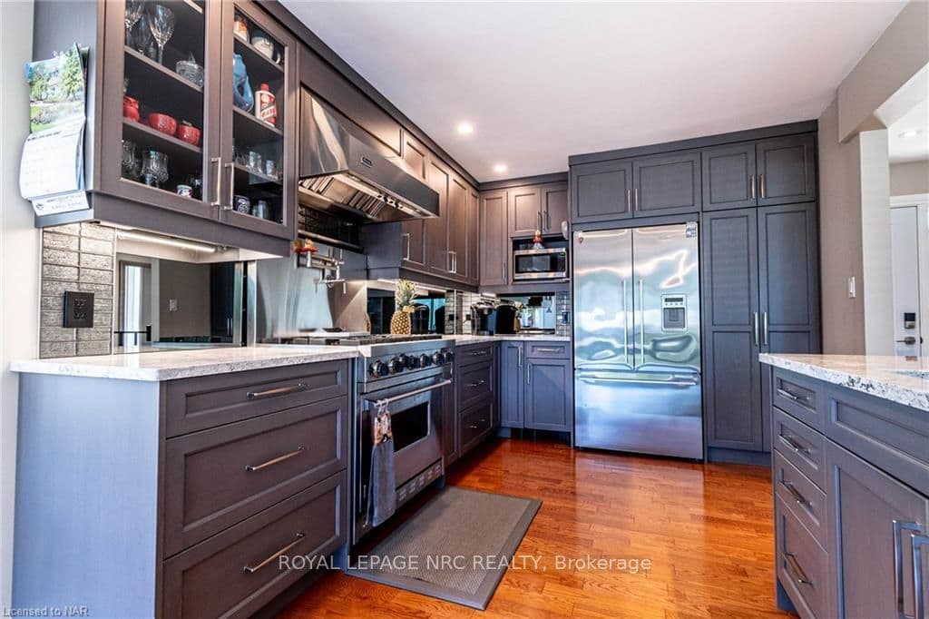 26 PAWLING Street photo 14