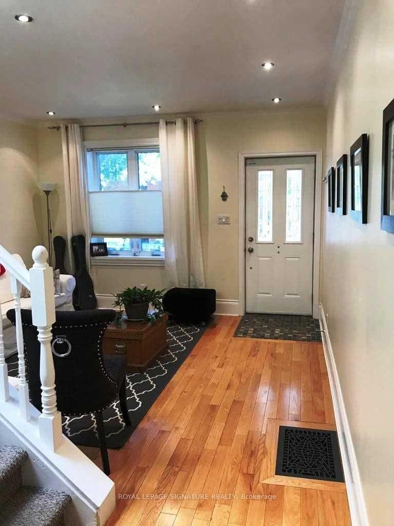 348 Logan Avenue photo 3
