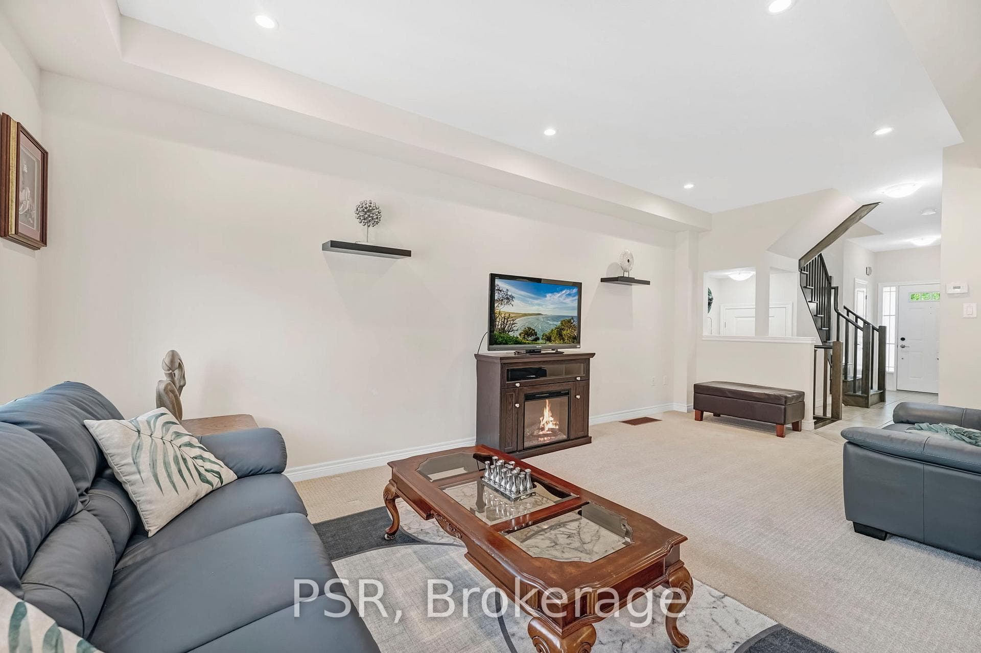 310 Fall Fair Way Unit 4 photo 8