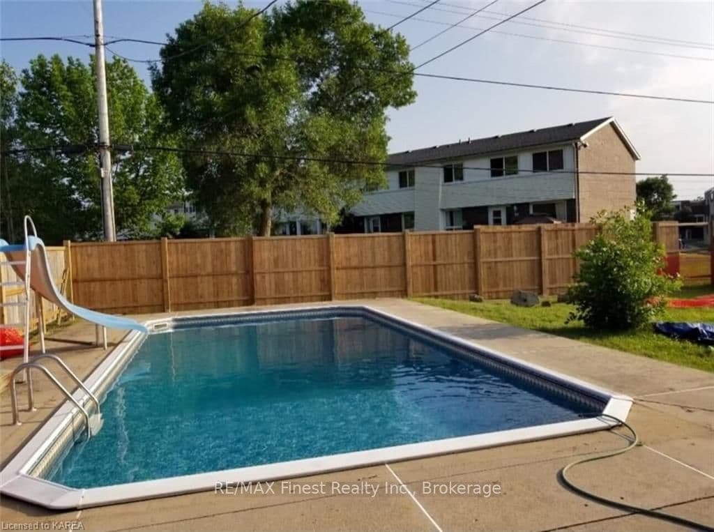 50 HARVARD Place photo 38