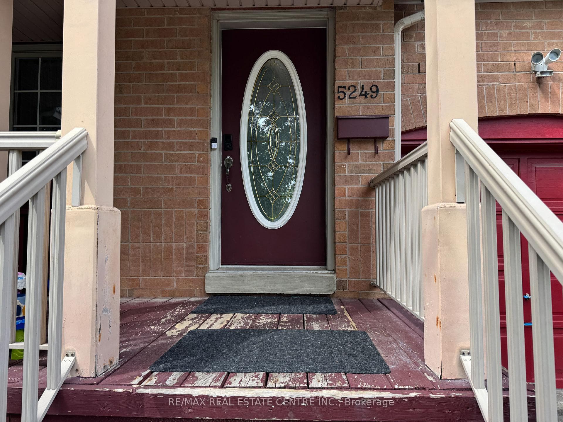 5249 Fair Ford Crescent photo 5