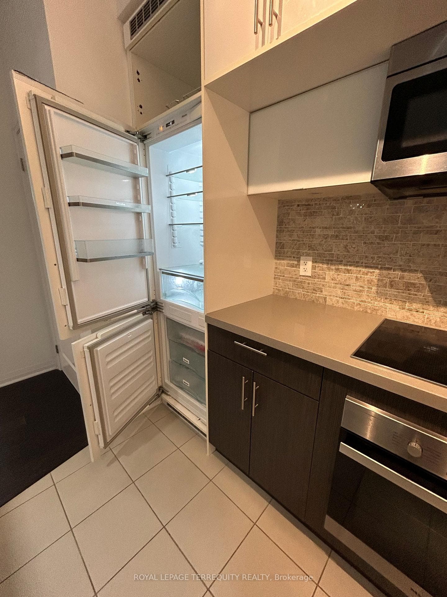 8 Mercer Street Unit 706 photo 18