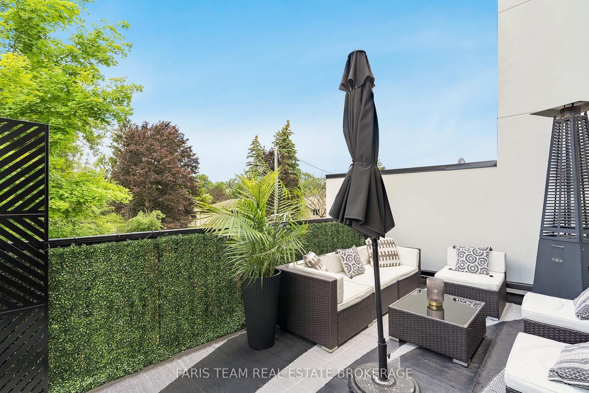 24 Grace Avenue photo 36