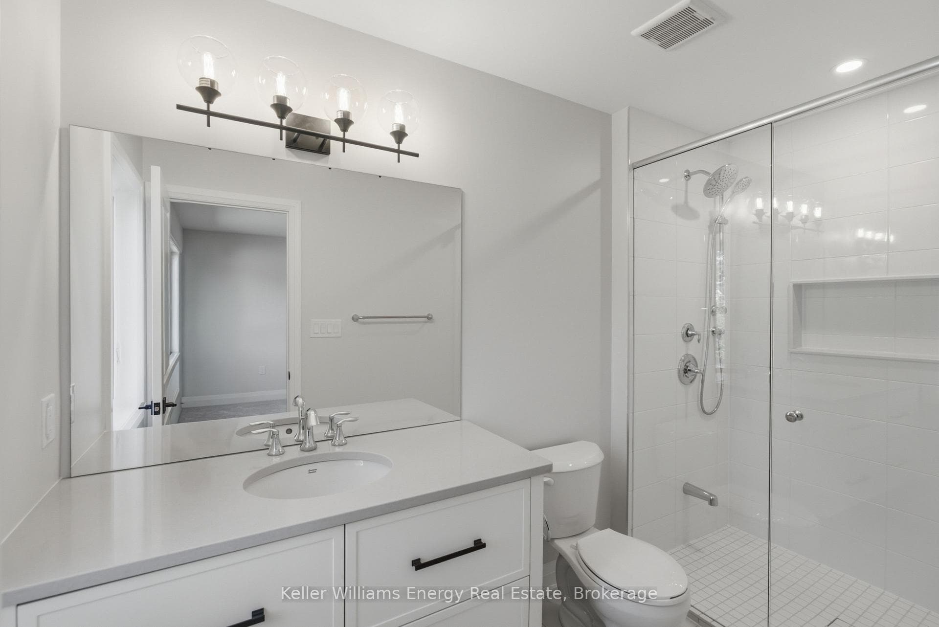 127 Hickory Street photo 17