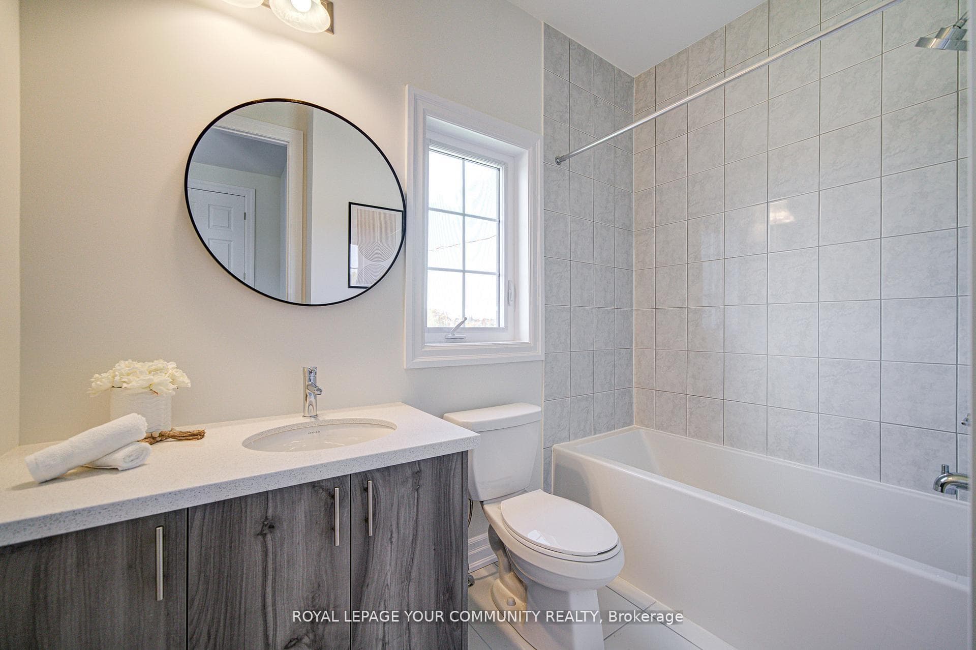 18 Shadyridge Street photo 35