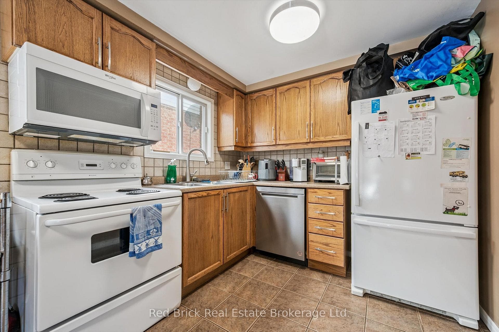 11 Moss Place photo 10