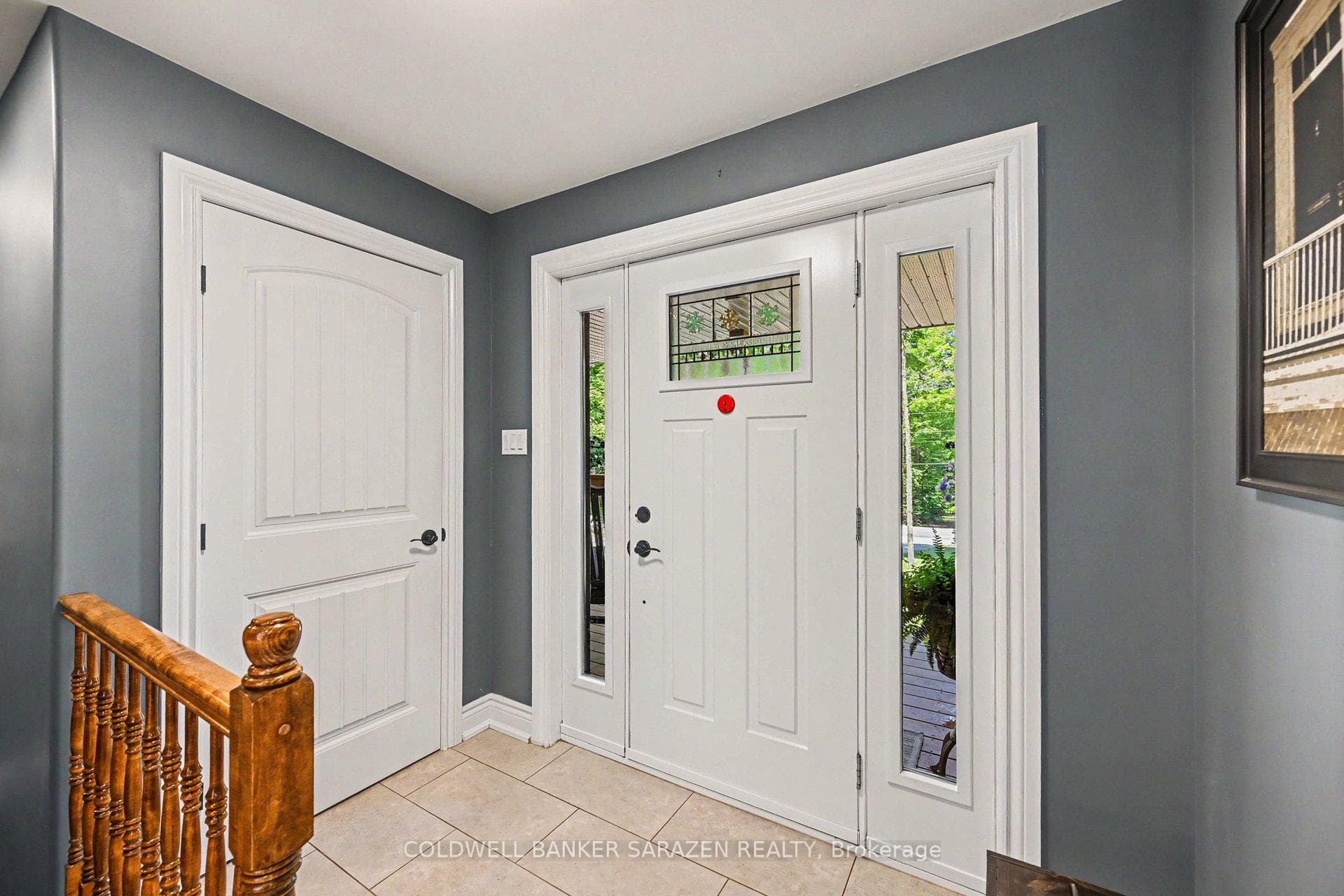 Front foyer with ample storage